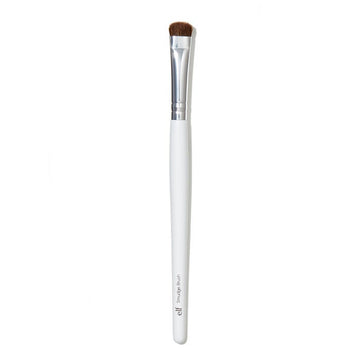 https://www.elfcosmetics.com/dw/image/v2/BBXC_PRD/on/demandware.static/-/Sites-elf-master/default/dw1cadaa50/1825_SmudgeBrush_whitewebA.jpg?sw=700&q=90&strip=false